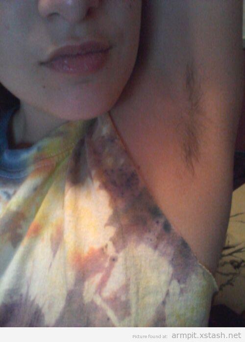 armpitpics's tweet photo. #armpit #pits #armpit hair #hair #sweat #shirtless girls #xxx #sex #slut #porn #fetish http://t.co/jYpFKLEobn http://t.co/4CzEycj3El