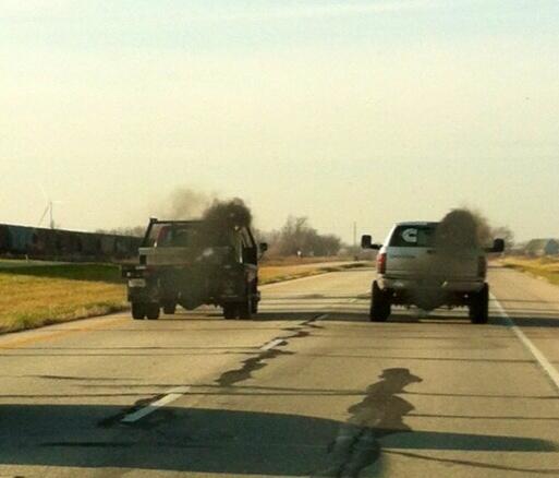 farmerpics's tweet photo. @TbredDiesel  #rollcoal http://t.co/mhYDZqB3F6