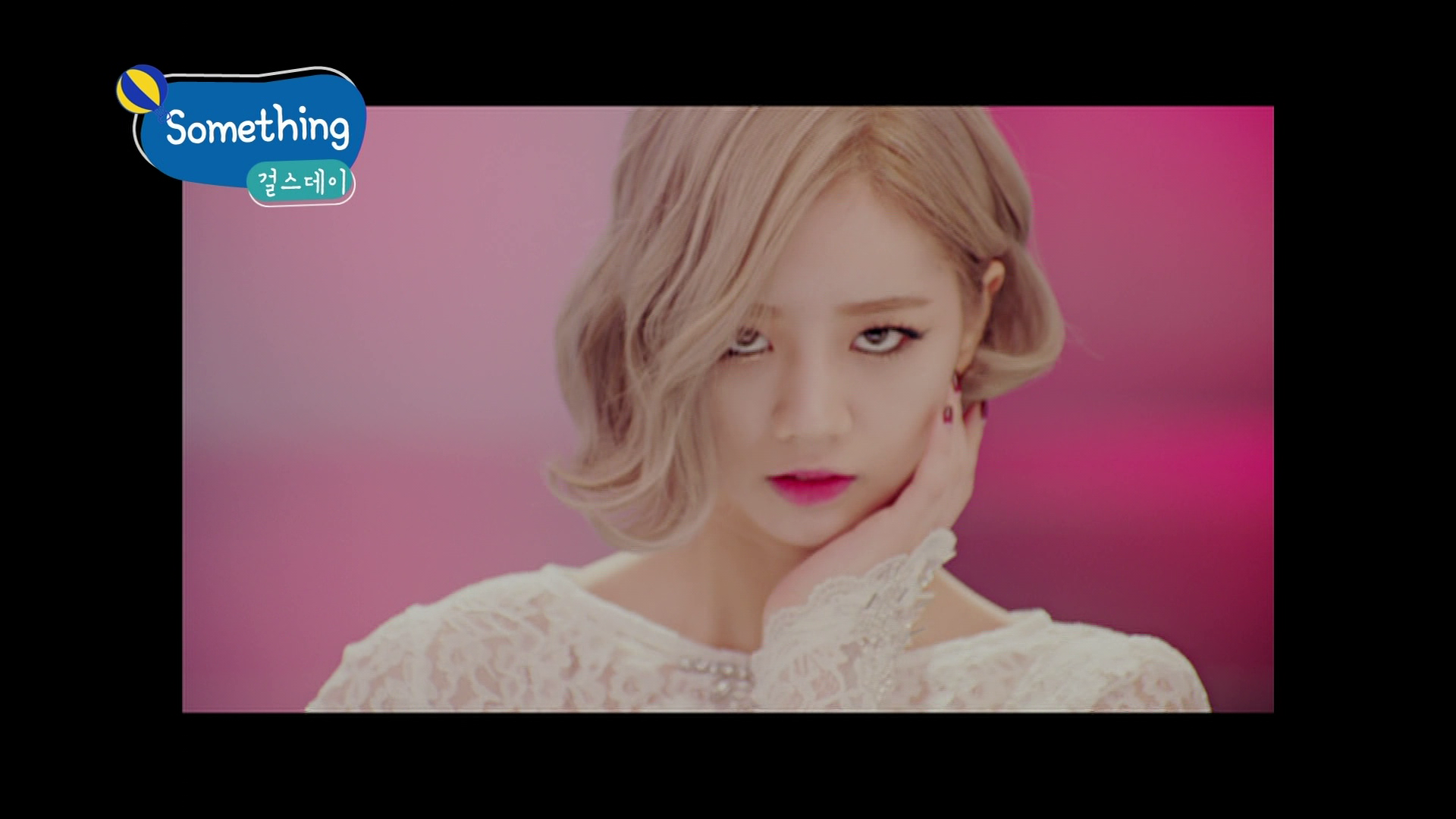 Bc_xAWkCAAARF3v.png:large