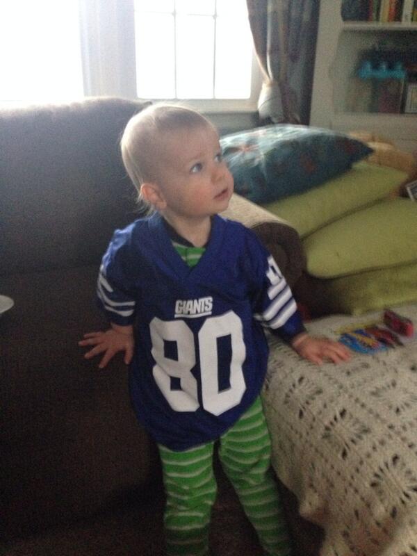 bcs0811's tweet photo. @TeamVic my son went crazy....killing it in gmen blue http://t.co/AxKLkiSYJb