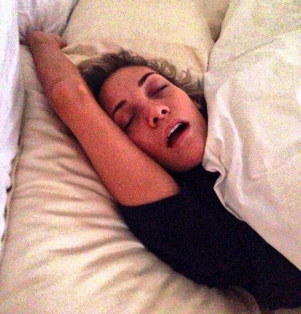 TiaJRandall's tweet photo. Xmas is just way too exciting for some.. @JennaRtweets http://t.co/WF3iJKXjrL