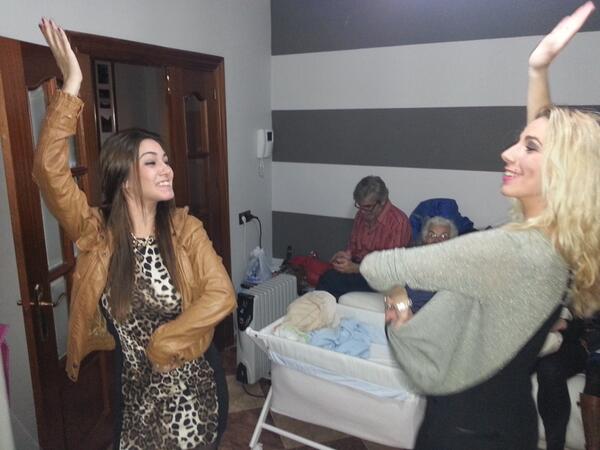LgmLidia's tweet photo. Ole ole y ole tuu q mas arte no se puede tener @alb_martin , y a ti @peguiker88  q se te cae la baba mirandolaaa, http://t.co/xQUJfn0NzD