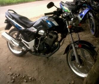 Jual TIGER th 2002 plat L, super Mulus, Knalpot + Foodstep Tiger Revo, Ritting + sein HD, Carbu Revo, mesin Joss
