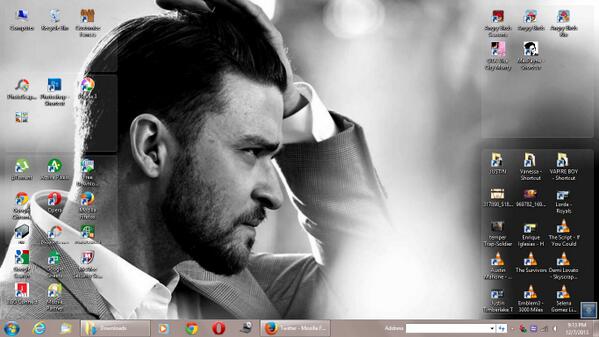 Harpreet40singh's tweet photo. @jtimberlake @JustinTimberla5 @JustinTimber90 MY LAPI BACKGROUND MY FAV.... SINGER JT Y3AH HOWZZ IT ??????? http://t.co/w4IbFGuthG