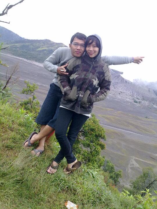 RezpectorBJN's tweet photo. inilo pasangan terheboh yg awet sampe Married .Keep Romantic Everlasting ya qaqa @HanggarSwara  @Cefftyy :)) http://t.co/ROdcMZCKmV