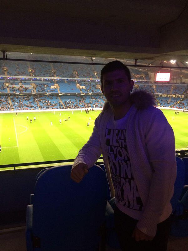 BcbYqhuCQAAmsqd.jpg:large