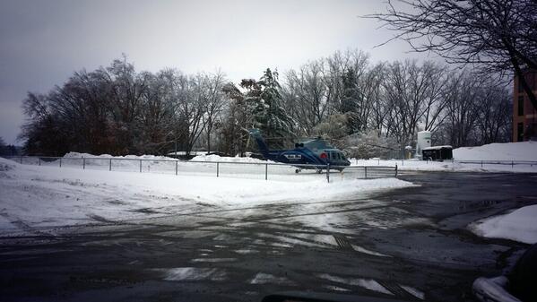 EMT_1168's tweet image. Sikorsky makes a purty bird

#CodeSTEMI
#AeroMed