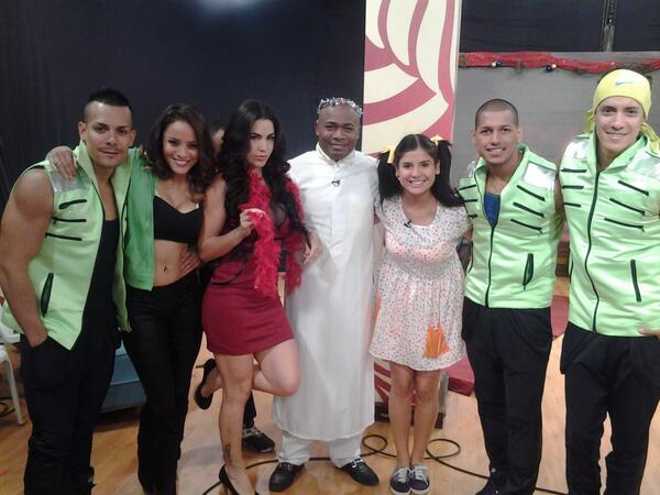 decasaencasatc's tweet photo. @AbelAlbanR @kar_Loba @karinLaGorda @Barker_Richard @PochitaChaMare @alexitoalban @coppianocinthya #MiProgramaEsDCEC http://t.co/PfbqZ4c4la