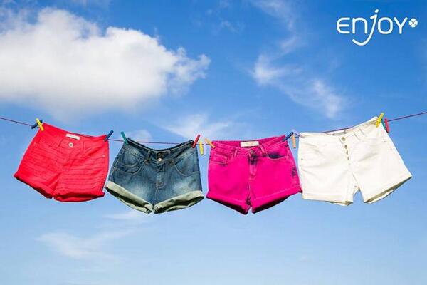 enjoyrio's tweet photo. Os shortinhos vão da praia ao trabalho com muita naturalidade no verão!  Veja na loja virtual: http://t.co/8ngImvqIwC http://t.co/8K2OscwPsL