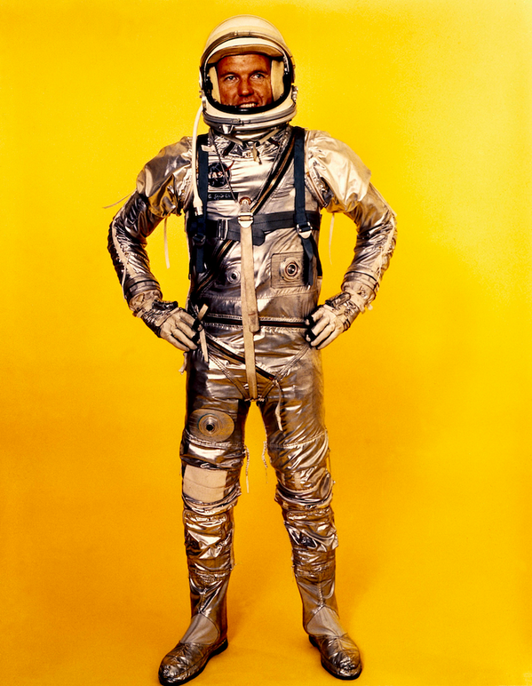 miguiabog's tweet photo. Space wear: Astronaut fashion through the years   http://t.co/WjnZkkCgbC http://t.co/kLKYj5K8bn