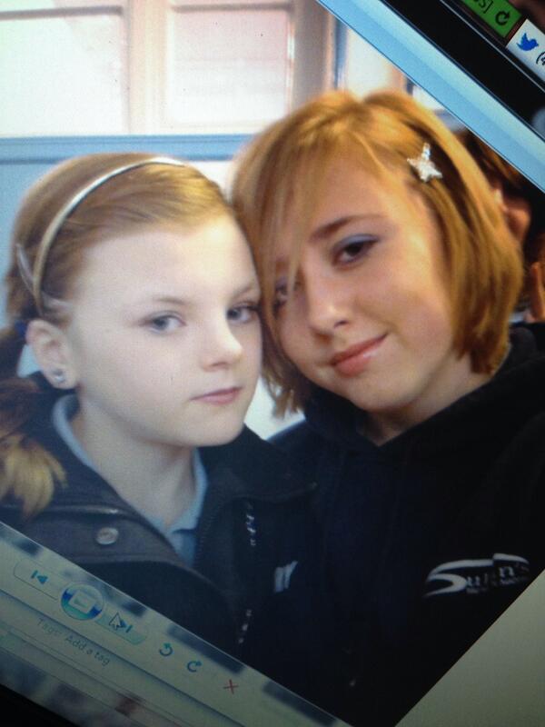 amegriffiths's tweet image. #notmodels @hannahlewisxo 😂😂
