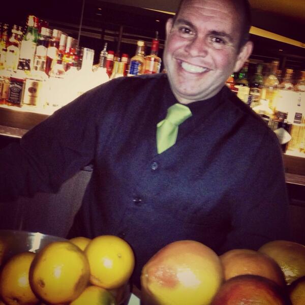 Tipsforjesus's tweet photo. Jade Bar #tipsforjesus #godbless http://t.co/lxe8zlcXYj
