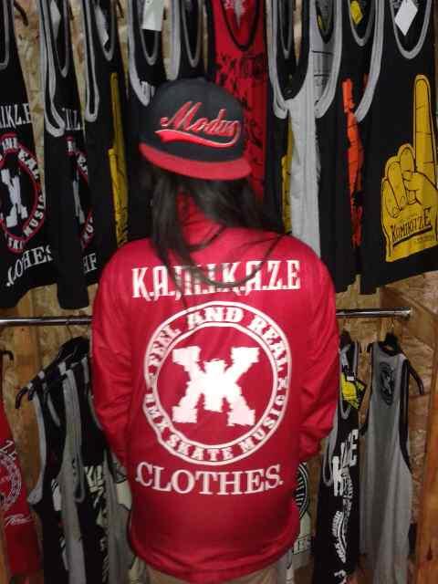 KamikazeClothes's tweet photo. @BBQofficial @kiky_BBQ @ezzaraahman @NengKelemezan @RizqBaker http://t.co/YVpOXSDKM0
