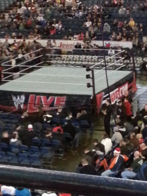 craigm24's tweet photo. #WWEChicago  with jack the hammer!! http://t.co/SZDkxst5UQ