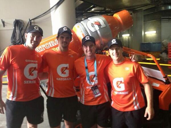 SP_10's tweet photo. At the cricket, had an awesome time dropping the drinks out after they got England all out http://t.co/i6lOabOjTu