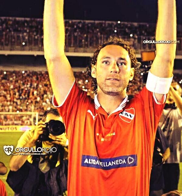 PiernaFuerteCAI's tweet photo. #GraciasMilito #GraciasMariscal @TodosConLaCinta @IndependientRed http://t.co/8S7ypCX0yc