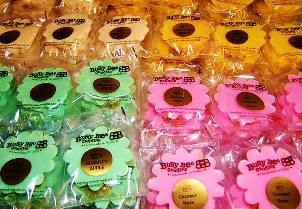 BusyBeeCandles's tweet photo. New Years Day #BBCMiniComp!  - Follow &amp; RT to #Win a #BusyBeeCandles mini selection pack! Winner picked 1/1/2014! http://t.co/EoUQgeukRP