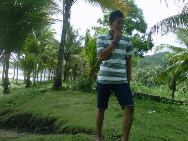 com_otha tweet picture