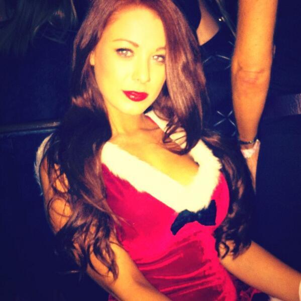 HeymanHustle's tweet photo. #HustleBootyTempTats UK Sensation @AmberMaeMDL Rocks The Santa's Naughty Helper Look! http://t.co/5vDLd9vIGG