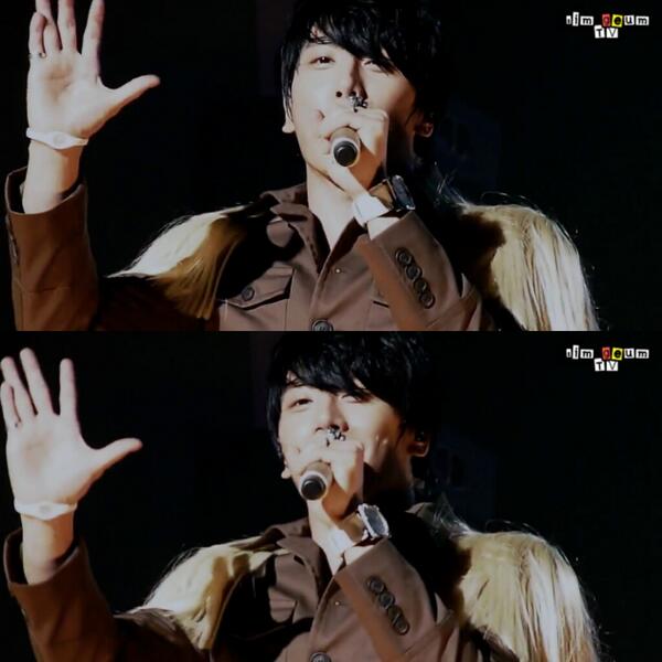 yearn_phsvixx's tweet photo. @kyo_picturebot @pangmikey ㄱ..겨울고백은 모래만 아니면...ㅎㅠㅠㅠㅠㅠㅠㅠㅠㅠ http://t.co/7EMvZYznw2