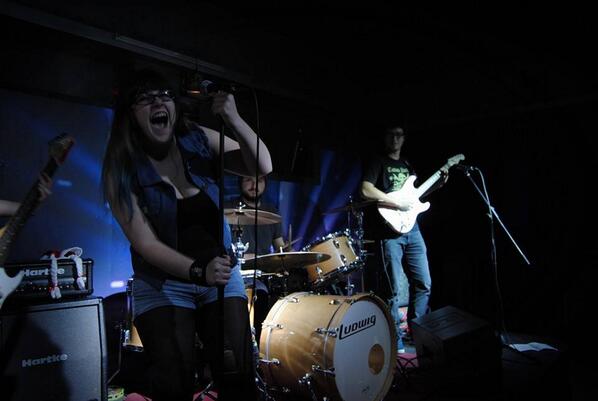 ReadySetPunk's tweet photo. @Yowzaaah con la colaboración de @Falo92 
¡Muchas gracias! http://t.co/OEpcEtruyB