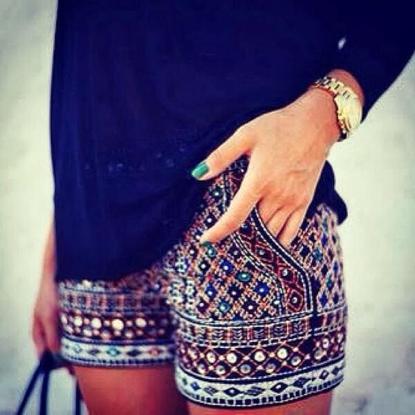 CuteEverything_'s tweet photo. Embroidered shorts. http://t.co/9uQyHulUbV