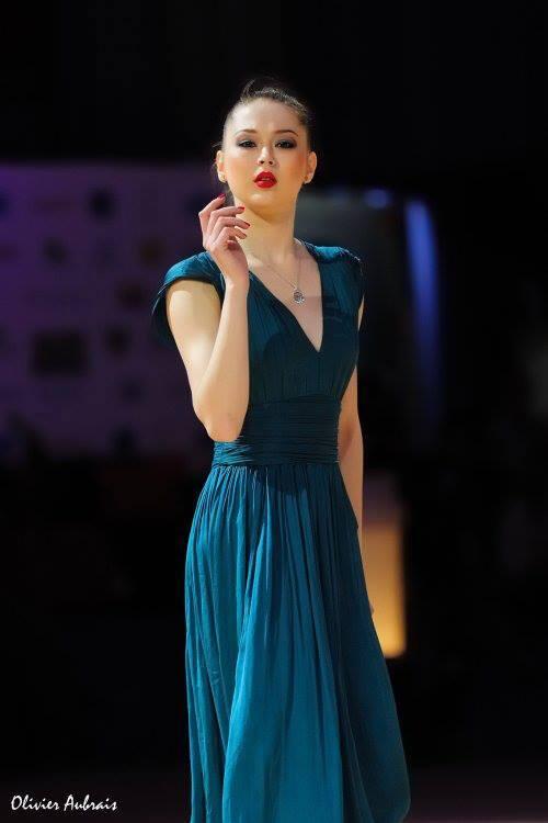 ritmica29's tweet photo. "@Ritmica10: Pasión, arte, belleza, amor, Alina Maksymenko http://t.co/rEqtGqrgK4"