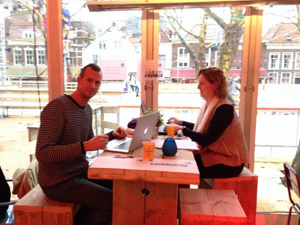 HNWintegraal's tweet photo. Kantoor @SBDelft ingericht, dus kom maar op met die #hnw vragen. http://t.co/RZYo4MIpk6