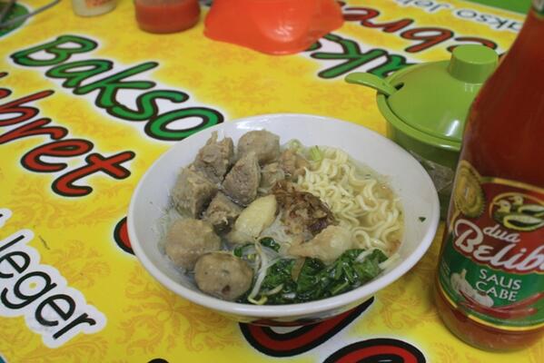 Bakso Urat IDR Rp. 10.000,- ajah ;)