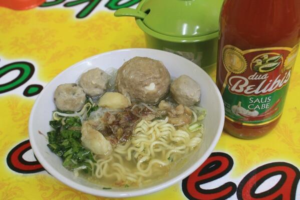 Bakso Telor IDR Rp. 12.000,- ajah ;)