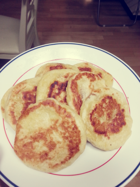 아까 호떡 구웠지롱~