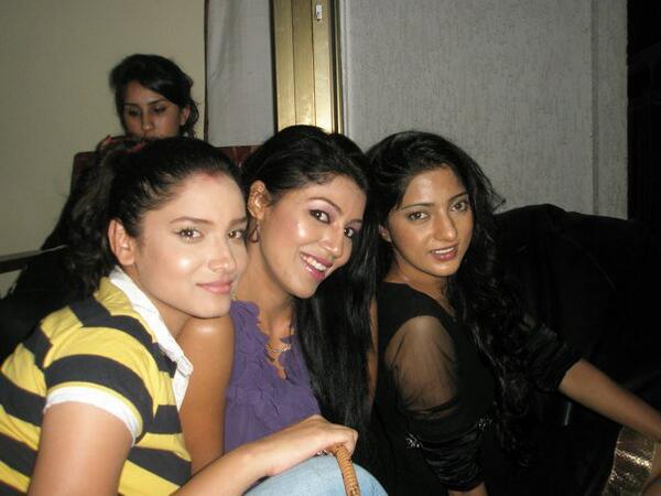 Embedded image permalink