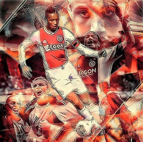 AjaxImages's tweet photo. 'RIEDEWALD, WIE KENT HEM NIET?
RIEDEWALD, RIEDEWALD IS EEN ECHTE AJACIED! 
#Riedewald #Held #rodaja #ajax 
@AFCAjax http://t.co/MCkpZ8YC7f