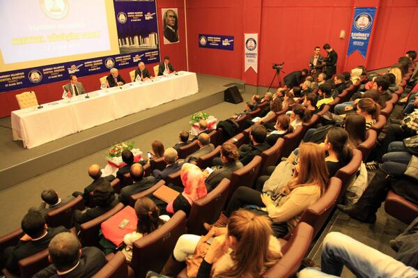 Mehmet Tahmazoğlu 🇹🇷 (@mtahmazoglu) on Twitter photo 1/1
Kentsel Dönüşüm Panelimiz Hasan Kalyoncu Üniv. Kurucu Rektörü <a href="/iozdemir27/">Ibrahim Ozdemir- Philosophical Counselor</a> Moderatörlüğünde 1/1
Kentsel Dönüşüm Panelimiz Hasan Kalyoncu Üniv. Kurucu Rektörü <a href="/iozdemir27/">Ibrahim Ozdemir- Philosophical Counselor</a> Moderatörlüğünde