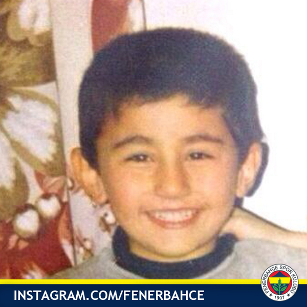Fenerbahce's tweet photo. Instagram hesabımızdaki "Sizce bu sevimli çocuk kim? " sorumuzun doğru cevabı @_selcuksahin 'dir. http://t.co/8K5qqzjzf6