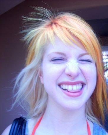 Chica_Hayley tweet picture