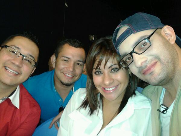 MaguiberBA's tweet photo. Wooopaaa! Con mis frenes de  @deacentavopanam y la #Gonita del #Goni @AvendanoJC15 #Saborrr !!! http://t.co/JpfsAiCsbe