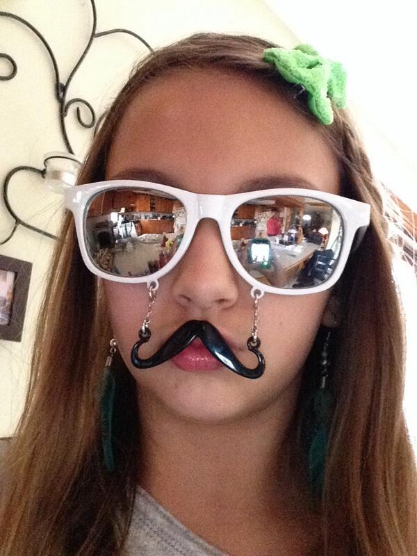 eroseshackleton's tweet photo. Do I look cool or wat? Lol http://t.co/tx0AdlYuds