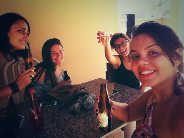 IsahCarvalho1's tweet image. Vamos continuar neh.. Hahahah @LuanaCarvalhoa @AlineMoreira99 #kaline