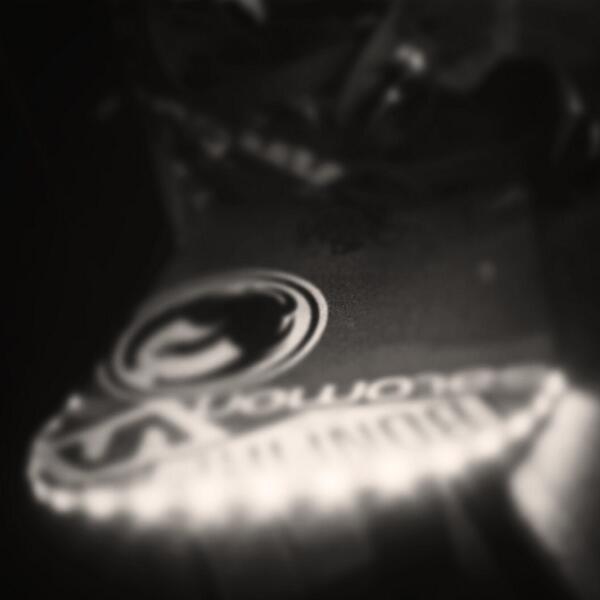 Twanmrl's tweet photo. Working on something new for a photo night shoot. #snowboarding #glow #light #photoshoot #new #salomonsnowboards http://t.co/uthV9t9eSK