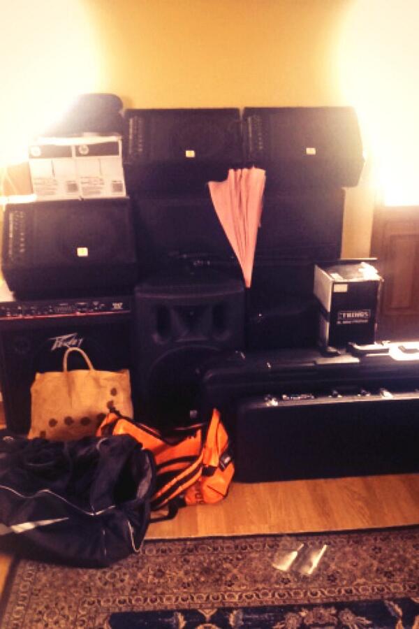 PurpleElectric_'s tweet photo. Bita gear http://t.co/rE72HMHA42