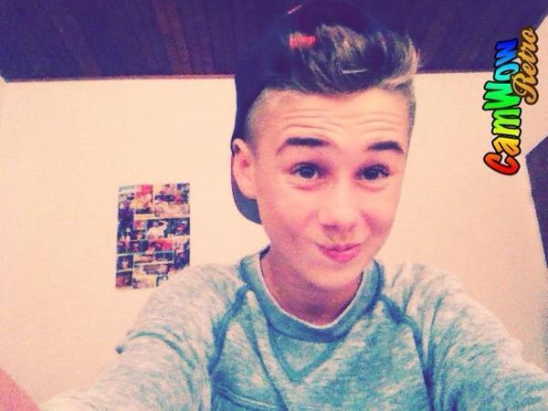 beamen_'s tweet photo. j'ai bien changer ahah. #vieillephoto http://t.co/oLn163iK0u