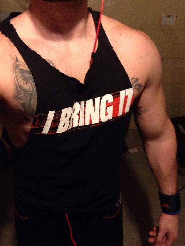 paul_paul1976's tweet image. Represent @TheRock on #FlexFriday #ibringit