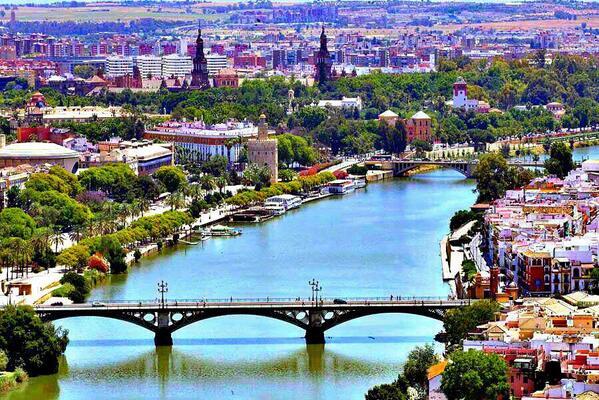 _Paisajes_'s tweet photo. Es simple con ver la foto comprendereis por que esto es SEVILLA y aqui hay que mamar. http://t.co/OQHjOSUjGo
