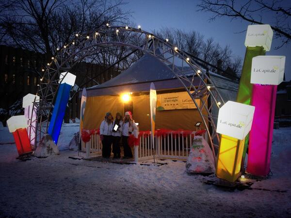 Vous aimeriez gagner 4 000 $ pour payer vos achats des Fêtes? Venez voir notre kiosque à côté de la Grande Roue!