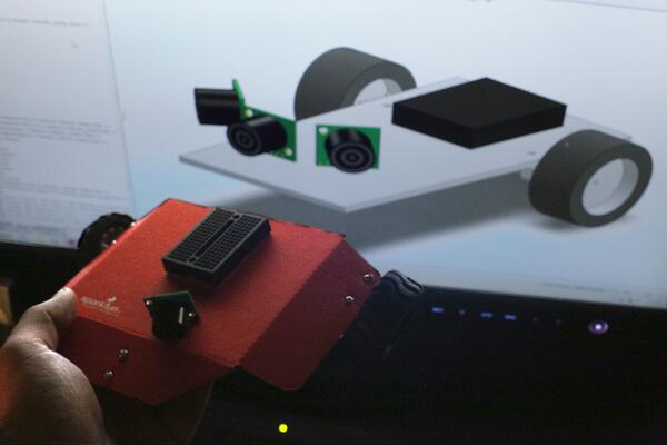 AetherTapTweets's tweet photo. putting down the @arduino robotics to go play a show with @thecheaters on @kentisland MD! http://t.co/8702qagTUL