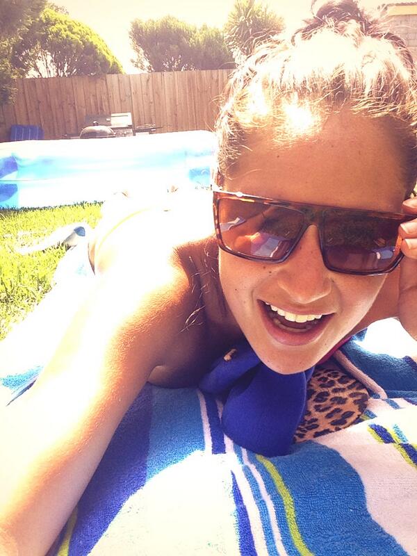 LivaElia's tweet image. Who needs the beach? #backyardsetup #summerlovin