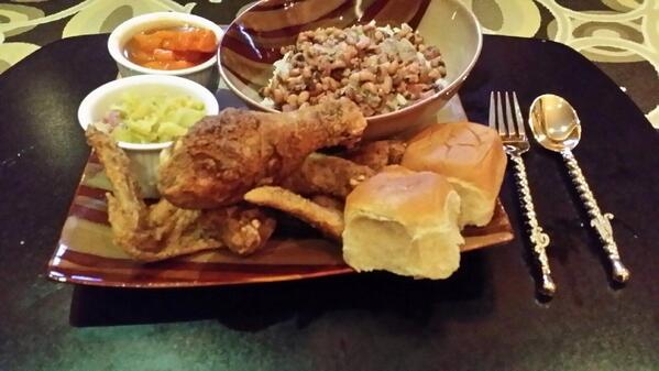 BigBoyMansion's tweet photo. .@FloydMayweather ate this today... http://t.co/wQFqeVeqWs