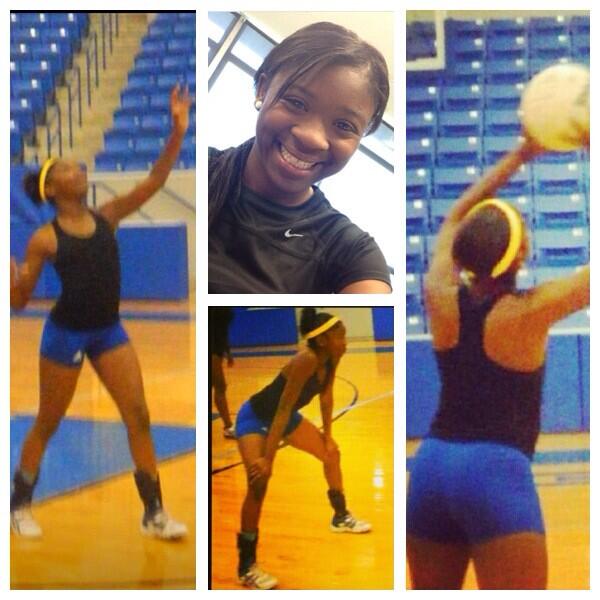 LitBittyBooty's tweet photo. My life http://t.co/ZXEuQCLuSe