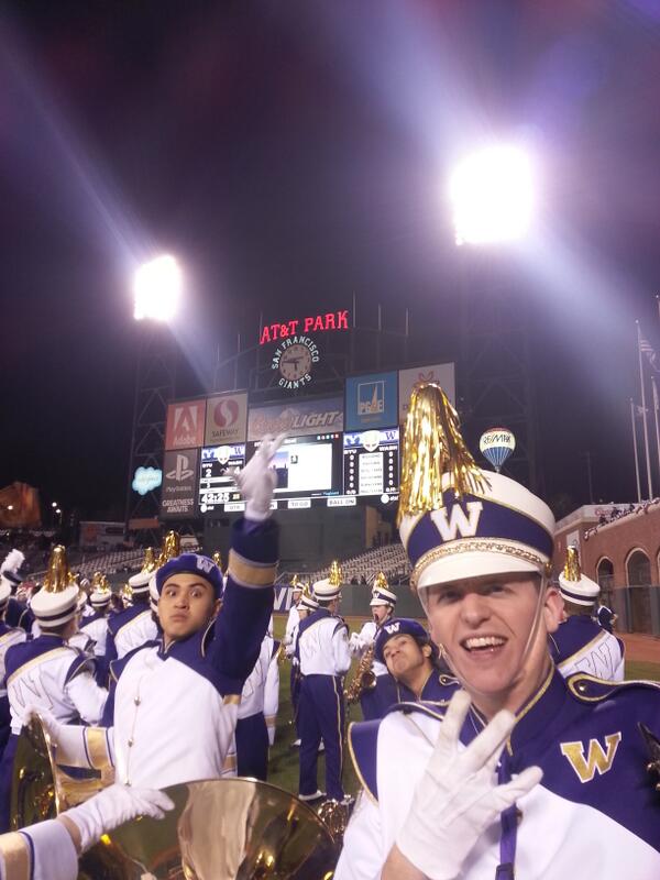 joncasey11's tweet image. Waiting with the #huskymarchingband for the cougs to coug it at the #FightHungerBowl